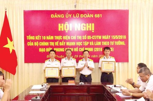 Học tập và làm theo Bác ở Lữ đoàn Tên lửa bờ