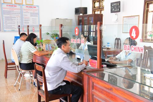 Ý kiến của các tầng lớp nhân dân về tổ chức chính quyền địa phương 2 cấp