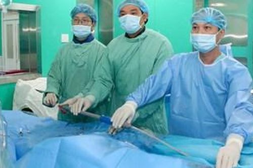 Cập nhật công nghệ mới trong can thiệp tim mạch phức tạp