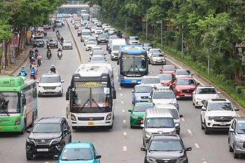 Hà Nội tách làn cứng trên đường Võ Chí Công từ 9/7