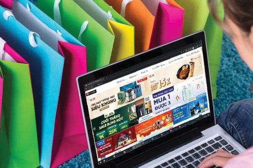 Vì sao vừa nói chuyện mua hàng, chưa đầy 10 phút sau Facebook, Tiktok đã hiện đầy quảng cáo?