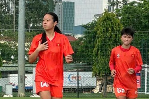 Tân binh Việt kiều hội quân cùng ĐT U20 nữ Việt Nam