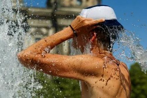 Nắng nóng khắc nghiệt hoành hành tại châu Âu