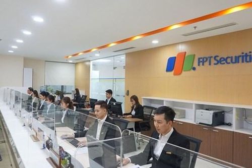 Chứng khoán FPT (FTS): Bán ra một phần khoản đầu tư lãi 42 lần, vừa hoàn tất phát hành ESOP