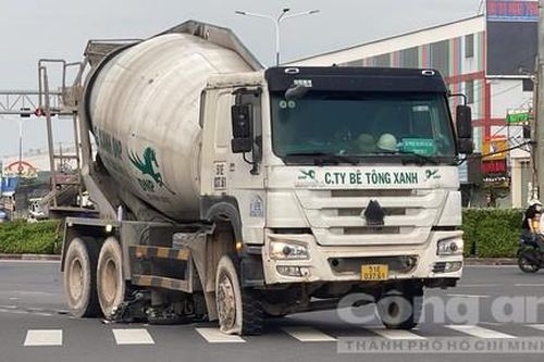 Nữ tài xế xe ôm công nghệ bị xe bồn cán tử vong thương tâm