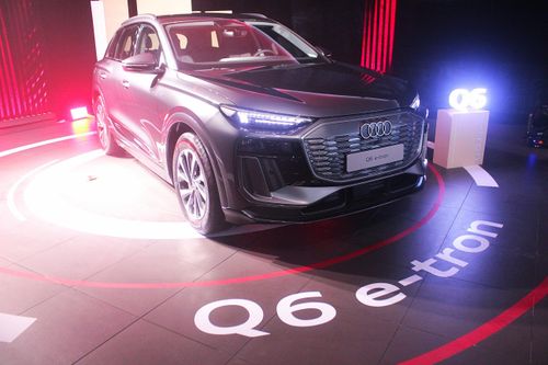 Audi Q6 e-tron chạy 583 km/lần sạc có tại Việt Nam, hãng lạc quan với xe điện