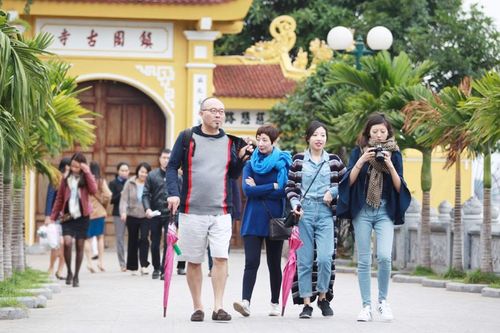 Trung Quốc dẫn đầu lượng khách quốc tế đến Việt Nam trong 6 tháng đầu năm 2025