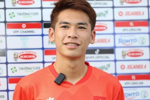 Cầu thủ trẻ hay nhất V.League rời U22 Việt Nam