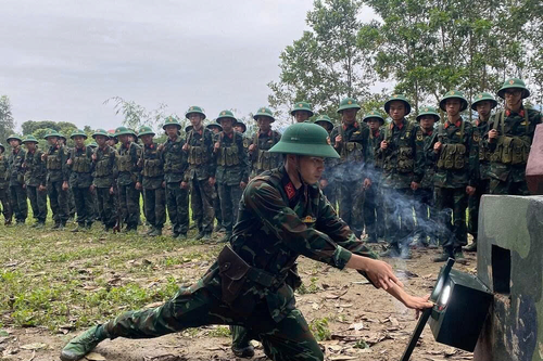 Huấn luyện sát thực tiễn nhờ 'Bộc phá khối đa năng'