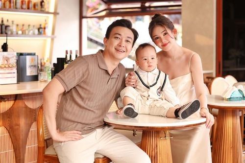 Hoa hậu Ngân Anh bị chồng trêu, hôn nhân ngày càng viên mãn