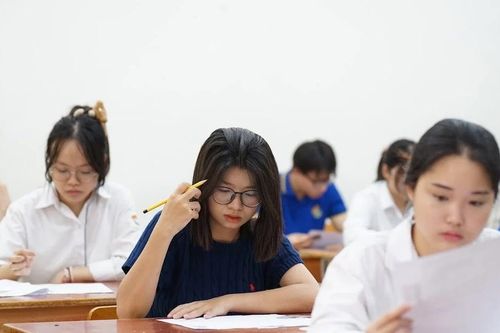 Bộ GD&ĐT công bố đáp án các môn thi tốt nghiệp THPT năm 2025
