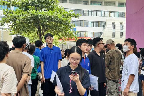Công bố đáp án đề thi tốt nghiệp THPT 2025