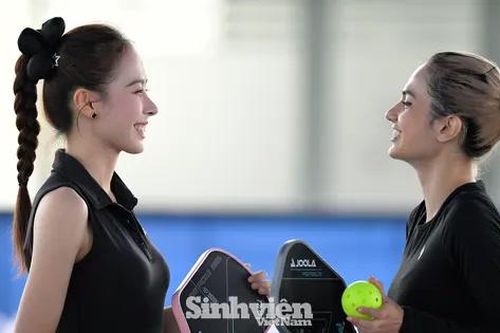 Á hậu Ngọc Hằng và Emma Lê 'bắt cặp' chinh phục Giải Pickleball Việt Nam