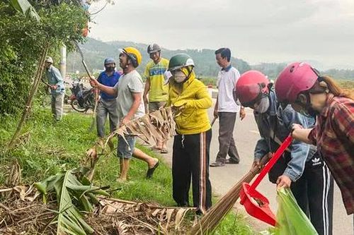 Ngày thứ Bảy đặc biệt ở một xã
