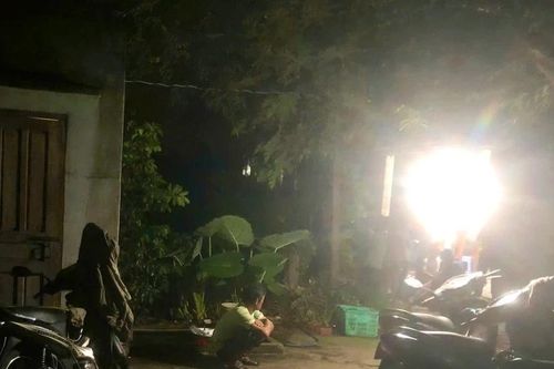 Ngăn cha mẹ cãi nhau, con trai gây án mạng