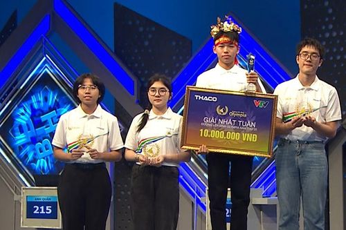 Nam sinh Điện Biên chiến thắng cách biệt, giành vòng nguyệt quế Đường lên đỉnh Olympia