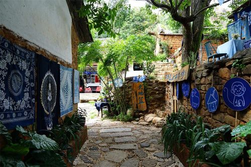 Làng cổ vô danh bất ngờ thành điểm đến trong mơ của hàng triệu người