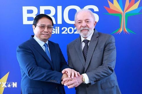 Quang cảnh cuộc hội đàm giữa Thủ tướng Phạm Minh Chính và Tổng thống Brazil