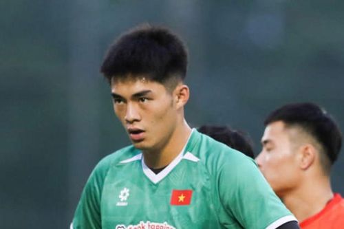 Trần Trung Kiên - Bản ghép giữa thủ môn Bùi Tiến Dũng và Nguyễn Filip