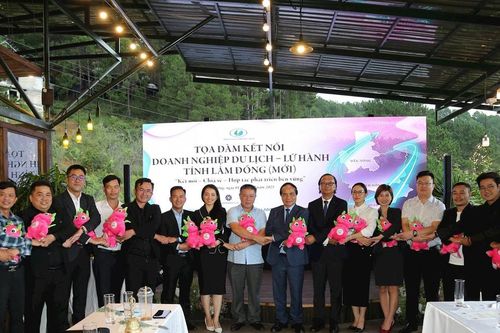 'Bắt tay' để mở ra cơ hội mới ngành du lịch