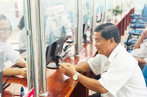 Vì Nhân dân phụng sự