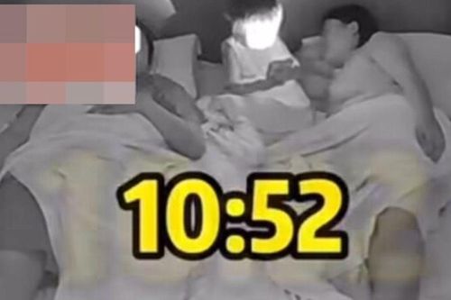 Bố mẹ ngủ say không biết gì, 'khối nghỉ hè' nửa đêm tỉnh dậy làm những việc khiến nhiều người dụi mắt mấy lần vì khó tin