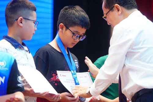 60 học sinh đoạt huy chương vàng Toán AIMO Việt Nam 2025
