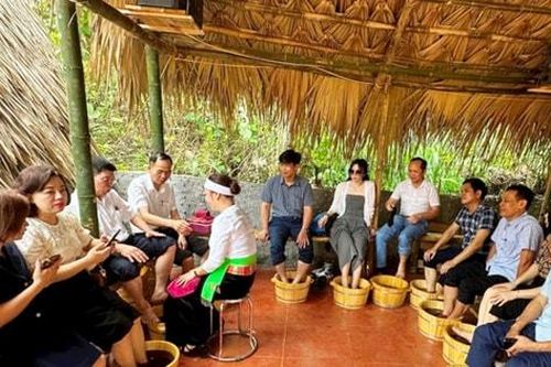 Độc đáo du lịch bản Miền