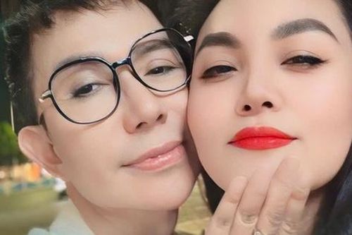 Hôn nhân 27 năm của nam nghệ sĩ đình đám và hoa khôi Hải Phòng: Yêu say đắm bất chấp tin đồn giới tính
