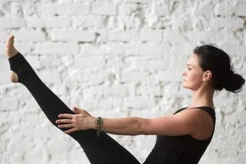 5 tư thế yoga dễ dàng giúp cải thiện sức mạnh cơ bắp