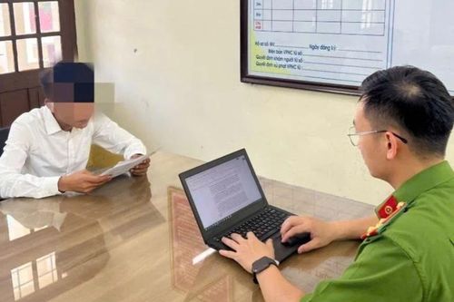 Thực hư Clip 'khách nước ngoài xé tiền Việt Nam, tài xế taxi dạy cho bài học'