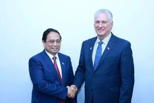 Mời Bí thư thứ nhất, Chủ tịch nước Cuba tham dự Lễ kỷ niệm 80 năm Quốc khánh Việt Nam
