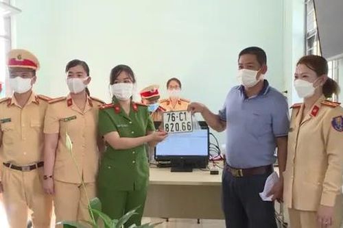 Hai đầu số – Một tỉnh mới: Biển 76 và 82 cùng song hành trên đường Quảng Ngãi