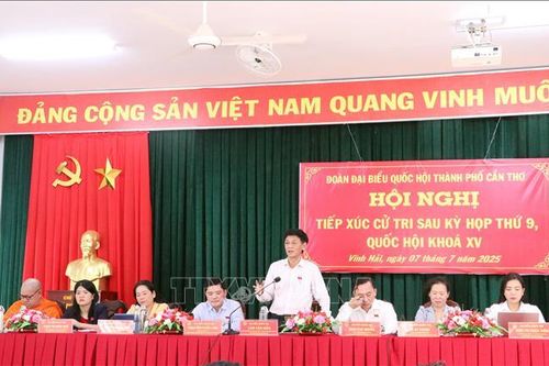 Cử tri Cần Thơ vui mừng trước những đổi thay của đất nước