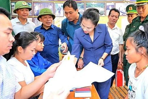 Những mái ấm vươn lên từ đại ngàn