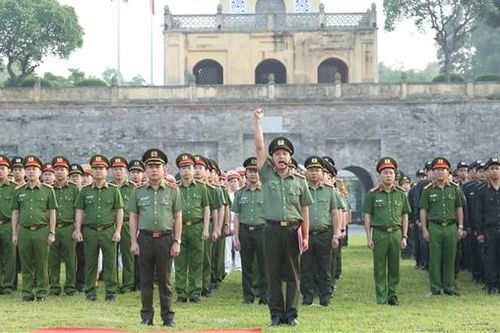 Công an Hà Nội phát động phong trào thi đua theo 13 chuyên đề cụ thể