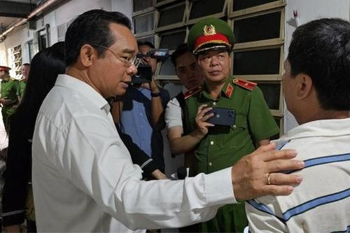 Khẩn trương hỗ trợ nạn nhân vụ cháy Cư xá Độc Lập