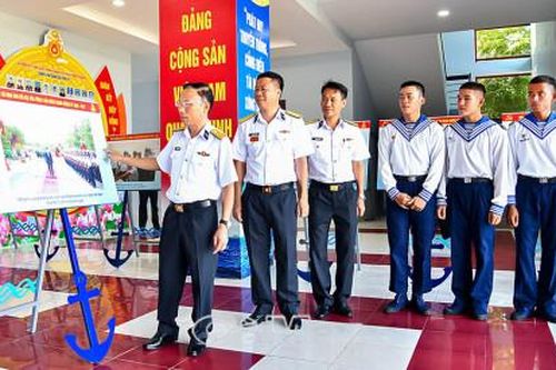 'Tự hào người chiến sĩ Hải quân'
