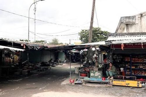 TP.Hồ Chí Minh: Hiểm họa từ những ngôi chợ... chờ sập