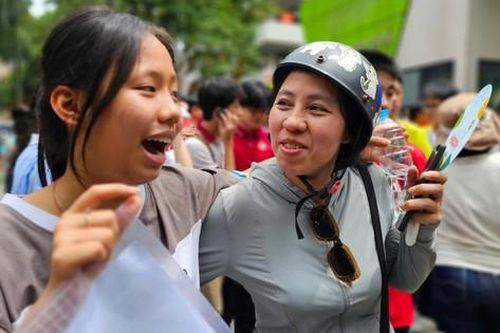 Con đỗ nhiều trường chuyên: Những tiêu chí 'cân não' để phụ huynh lựa chọn