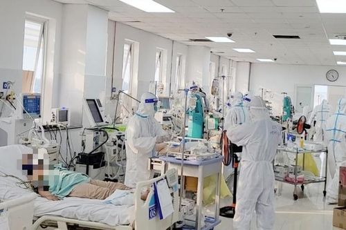 Công việc ngành Y đặc thù vất vả, nguy hiểm nhưng đãi ngộ chưa tương xứng