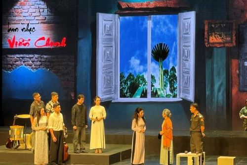Những góc nhìn mới mẻ mang hơi thở thời cuộc