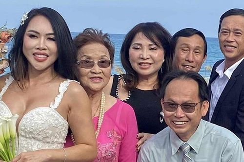 Hoài Linh dự cưới em gái ca sĩ ở Mỹ