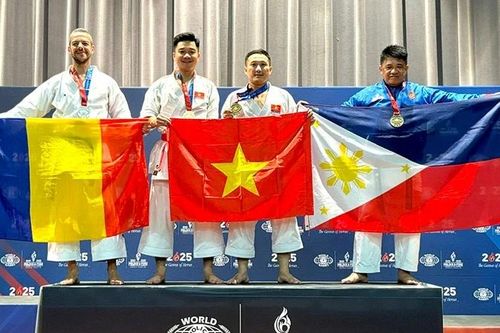 T&T Group trao thưởng cho Đoàn Thể thao Công an nhân dân