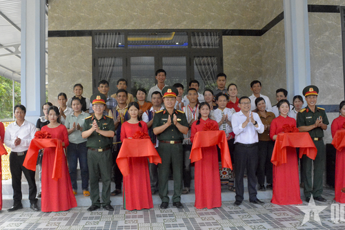 Đoàn Kinh tế - Quốc phòng 78 (Binh đoàn 15) khánh thành, bàn giao 29 căn nhà tặng người lao động