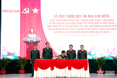 Trường Quân sự Quân khu 9: Phát động đợt thi đua cao điểm 'phất cao cờ hồng Tháng Tám - Thi đua giành 3 nhất'