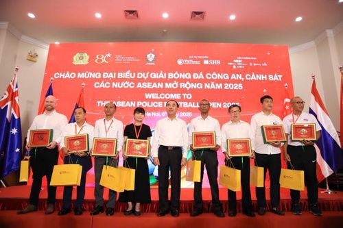Không thiếu tinh binh