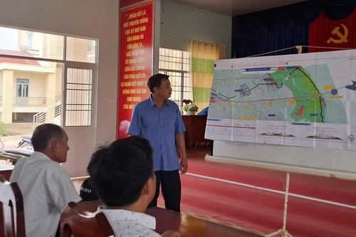 Không để đơn vị thi công chờ mặt bằng khi triển khai cao tốc Cà Mau - Đất Mũi