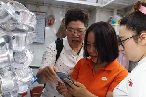 Ứng dụng di động quản lý bán hàng BizNext tích hợp hóa đơn điện tử