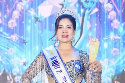 Đào Thị Hiển nói gì khi đạt Á hậu Doanh nhân Hòa bình 2025?